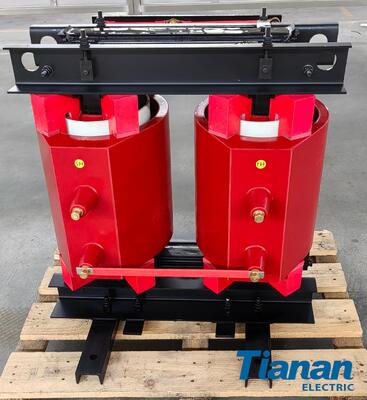 AN التبريد الراتنج المصبوب المحولات الداخلية السعة القياسية 33 KVA المعدات الكهربائية الدائمة للتطبيقات الصناعية