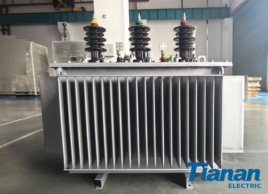 جهد الانهيار 54 كيلو فولت محول مغمور بالزيت يتميز بطريقة تبريد ONAN لتوفير تحويل وتوزيع الطاقة الكهربائية